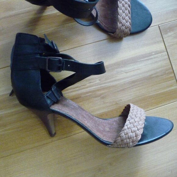 SAM EDELMAN BLACK/TAN LEATHER HIGH STRAPY ZIP ON THE BACK SANDALS SIZE 11 - Picture 1 of 5